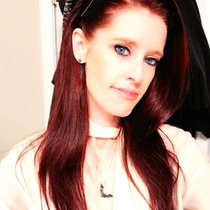 Meet your Posher, Danelle